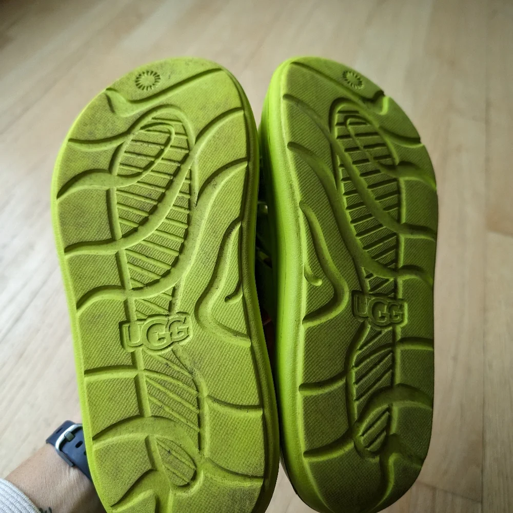 Ugg neon green slides kids size 3